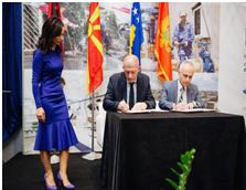 President of SHUKALB, Mr. Petrit Tare and the President of SHUKOS, Mr. Ismet Ahmeti, signing the MoU