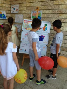 The local exhibition at “Mehmet Babamusta” school in Kavaja. Photo Credit: SHUKALB 